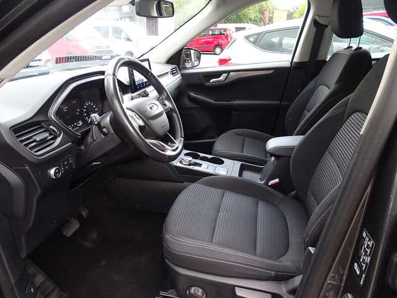 Ford Kuga 2.0 EcoBlue Titanium Allrad Automatik Start/Stopp