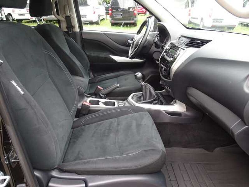 Nissan Navara 4x4 2.3 dCi N-Connecta Double Cab