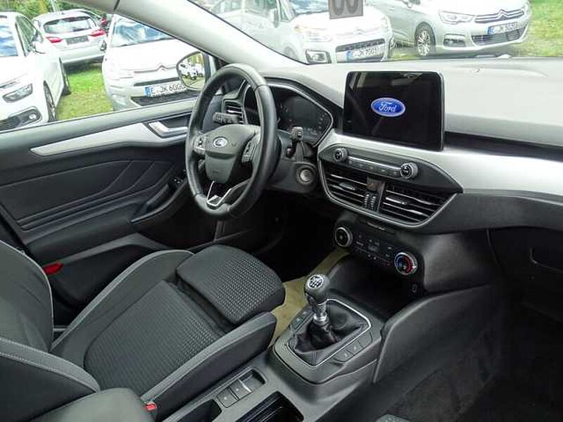 Ford Focus 2.0 EcoBlue Turnier Cool&Connect