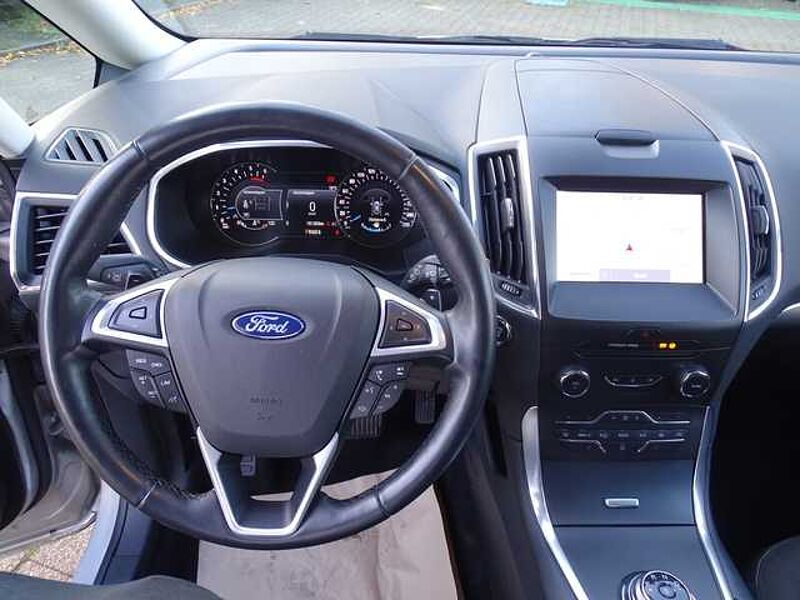 Ford Galaxy 2.0 EcoBlue Titanium Automatik 7 Sitzer Navi