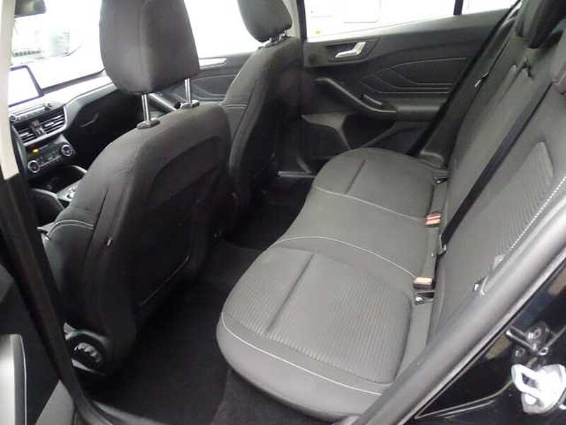 Ford Focus 1.5 EcoBoost Turnier Titanium