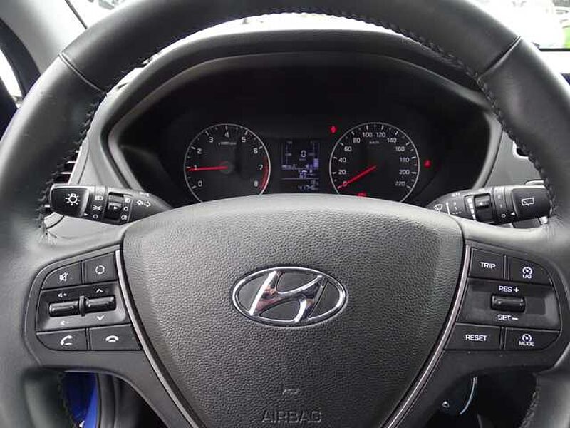 Hyundai i20 i20 PDC Klima Allwetter