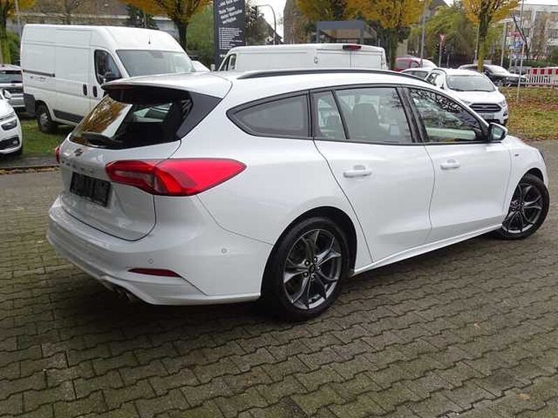 Ford Focus 1,5 Ecoboost Turnier ST Line