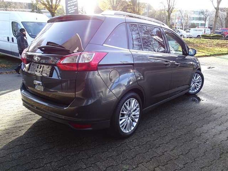 Ford Grand C-Max 1.5 EcoBoost Grand Titanium