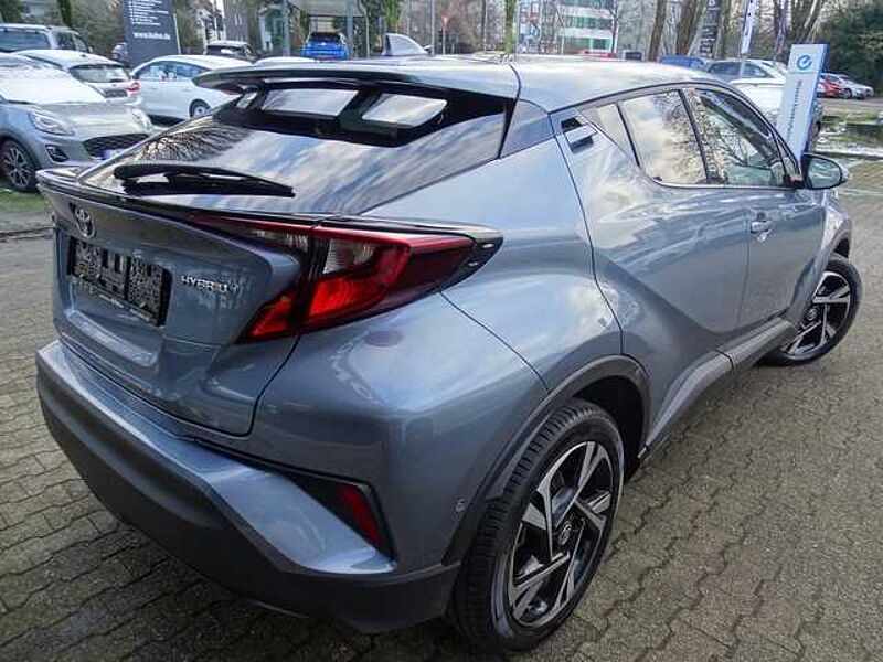 Toyota C-HR 1.8 Hybrid Team D