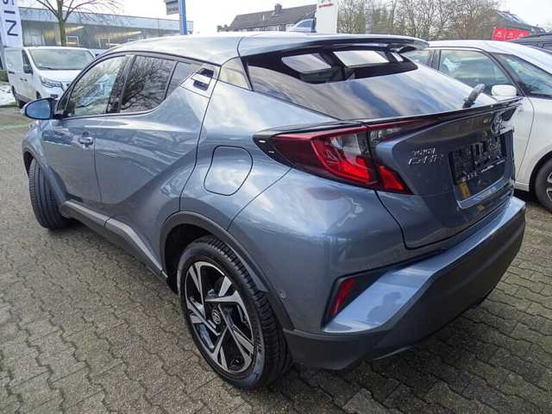 Toyota C-HR 1.8 Hybrid Team D